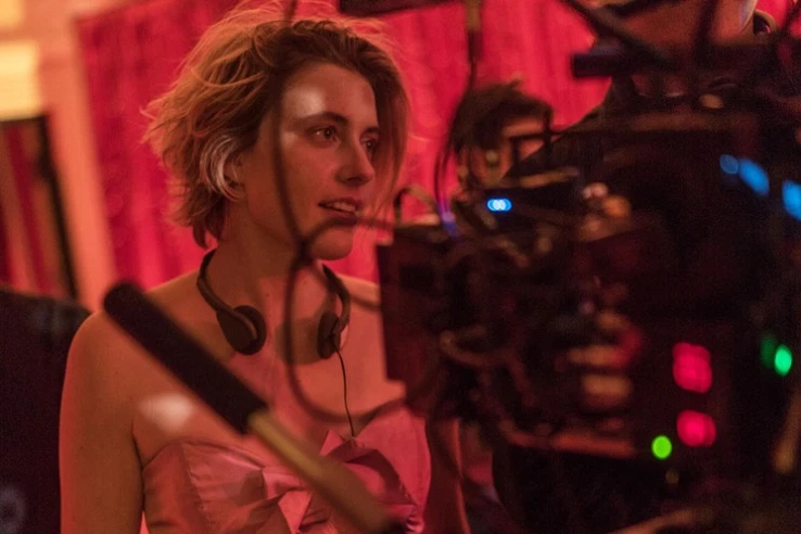 Greta Gerwig behind a camera